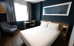 Travelodge Madrid Alcalá
